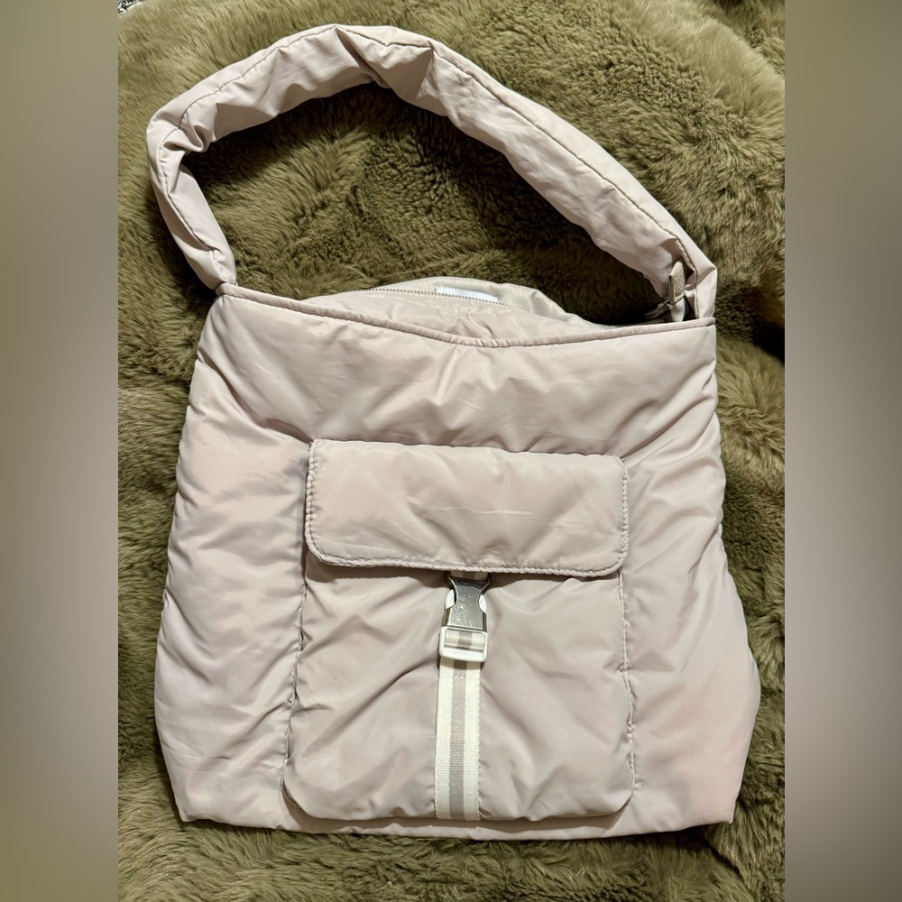 Tommy Bahama Go Everywhere Black Shoulder Cargo Tote Puffer Large Bag- Tan